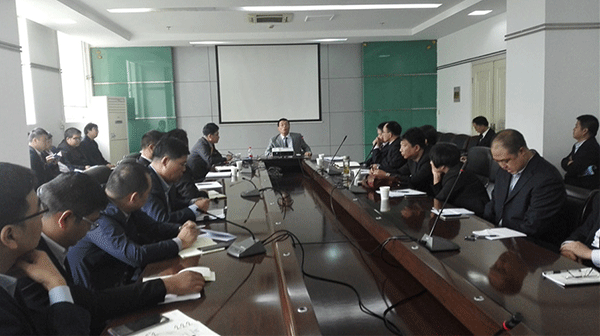 西瑪電機(jī)凝聚力量，統(tǒng)一思想，堅(jiān)定信念，振奮精神。