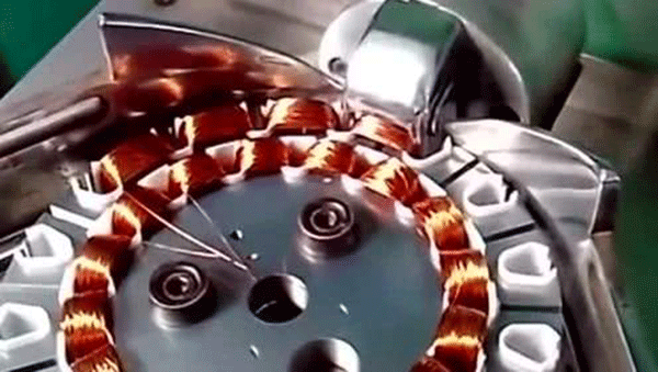 高壓電機(jī)定子線圈內(nèi)外腐蝕原因分析。