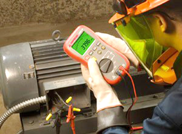 頻率為60Hz的電機(jī)能否連接到50HZ電源？